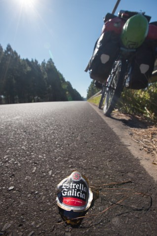 Asi, como lo veis, fué como me encontré ese pedacito de mi tierra en mitad de la carretera.