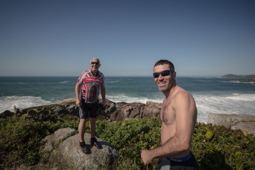 Ernesto y Sandro disfrutando de las vistas.