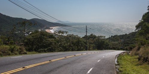 Subidas y bajadas entre playas en la carretera interpraias.