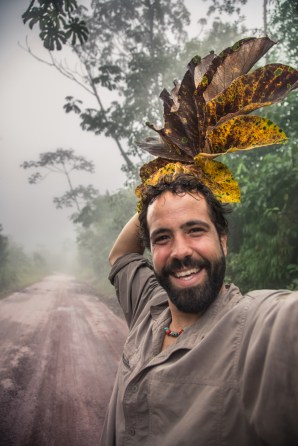 Como buen foráneo que soy, hasta una simple hoja me puede hacer sonreir.