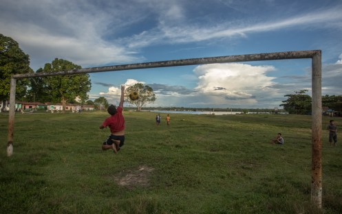 Ultimas horas del día en Padre Cocha