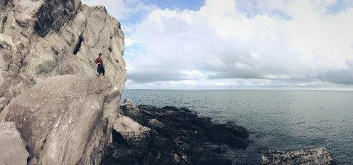 Bea, al igual que yo, siempre tiene que subirse a lo mas alto.